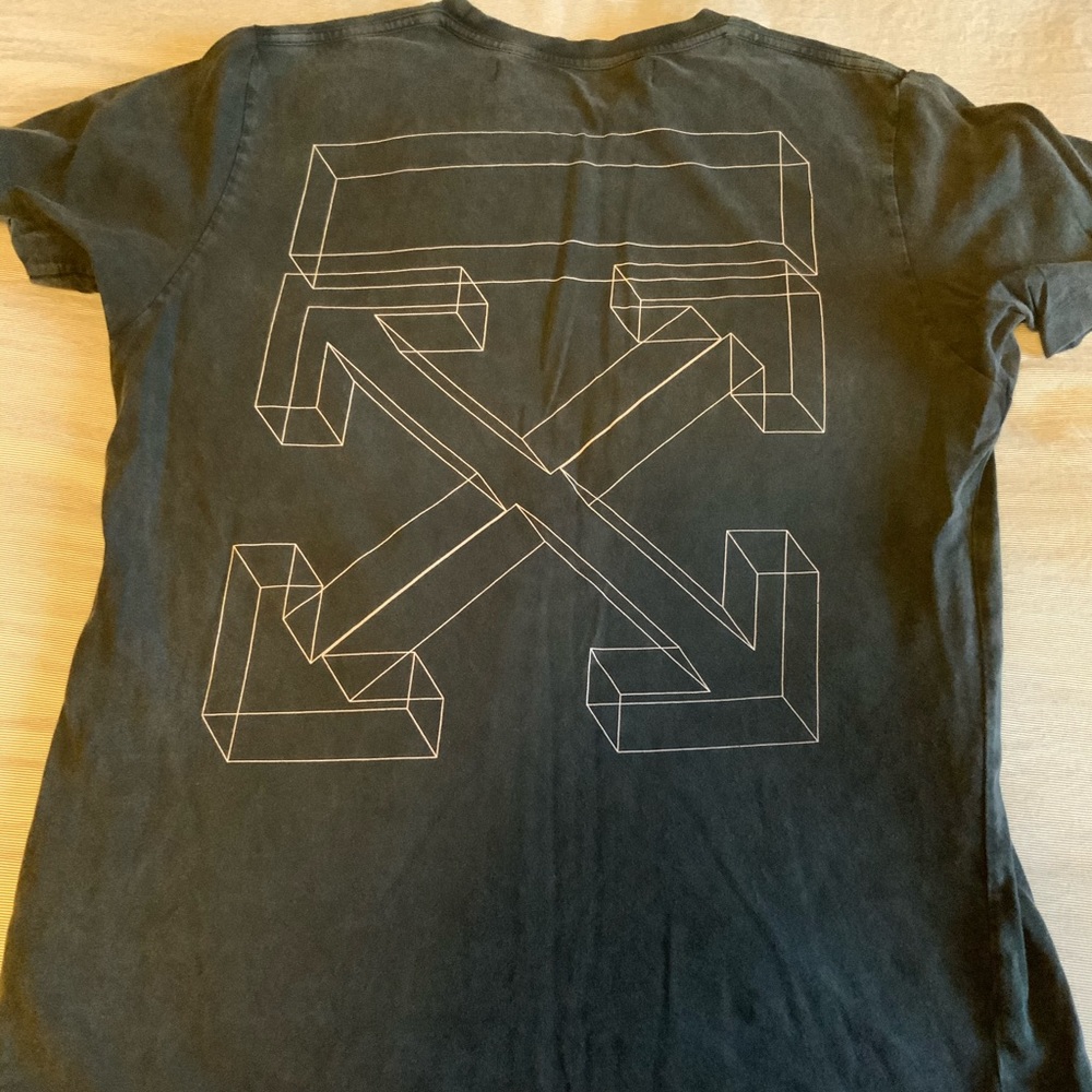 Off-White tee